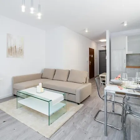 Karpatia, Sun & Snow *