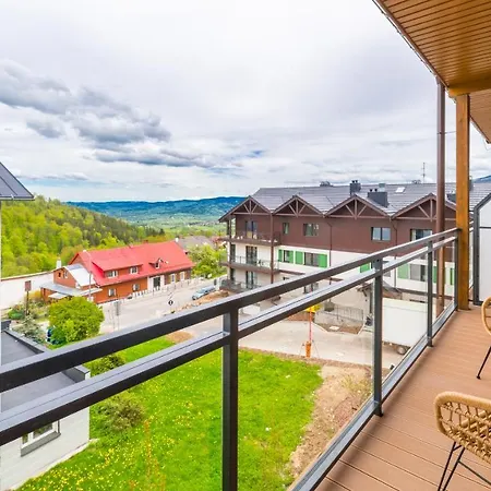 Karpatia, Sun & Snow Apartment *