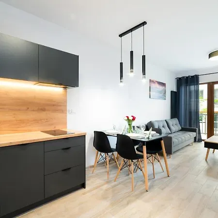 Karpatia, Sun & Snow *