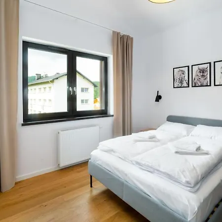 Karpatia, Sun & Snow Apartment