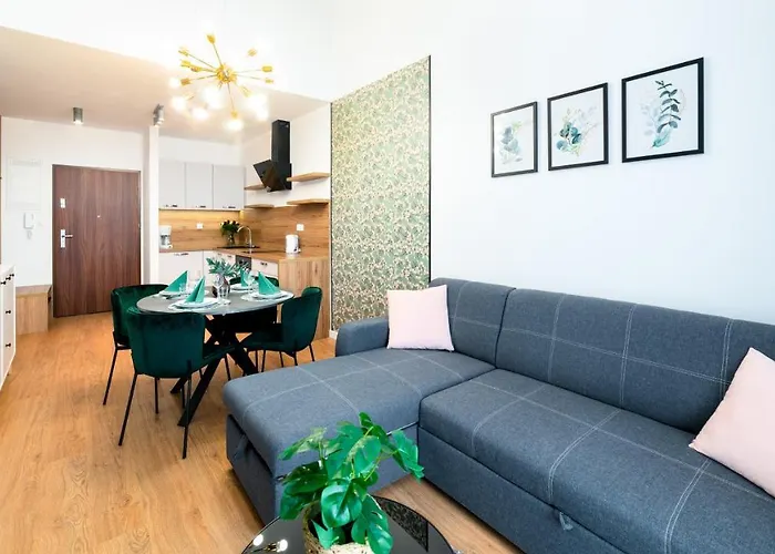 Karpatia, Sun & Snow *