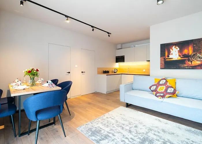 Karpatia, Sun & Snow *