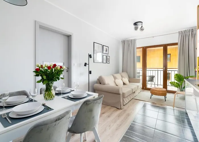 Karpatia, Sun & Snow *