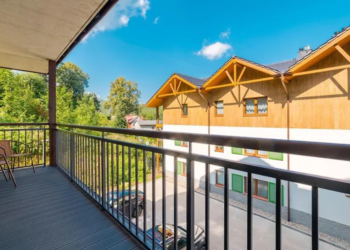 Karpatia, Sun & Snow Apartment